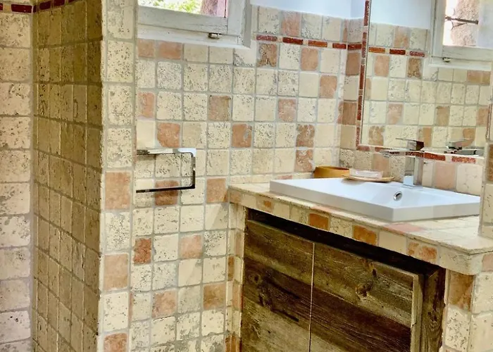 Aus Stein Concadoro By Interhome * פורטו-וישיו