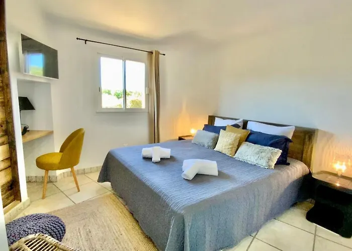 Aus Stein Concadoro By Interhome * פורטו-וישיו