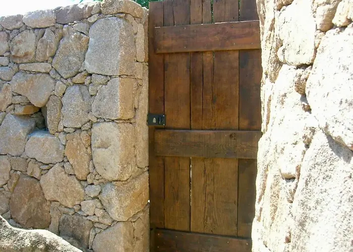 Aus Stein Concadoro By Interhome * פורטו-וישיו